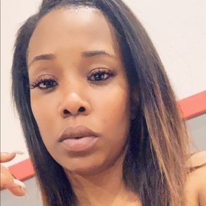 Meet your Posher, Emerald